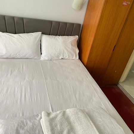 Oez Altinbasak Otel Ankara Buitenkant foto