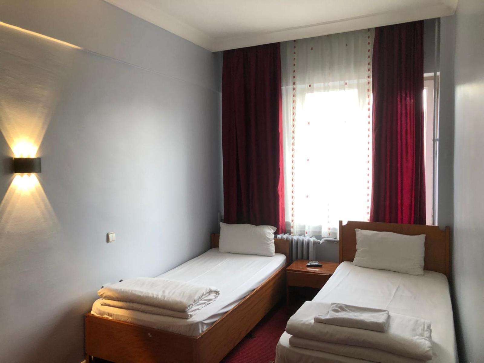 Oez Altinbasak Otel Ankara Buitenkant foto