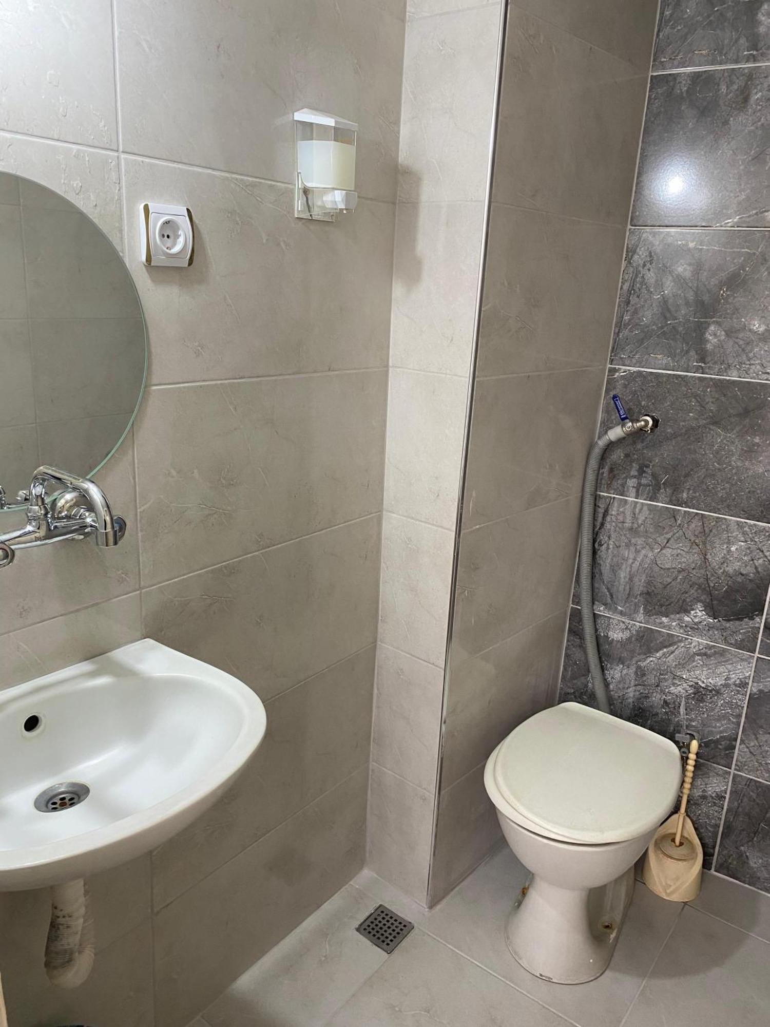 Oez Altinbasak Otel Ankara Buitenkant foto